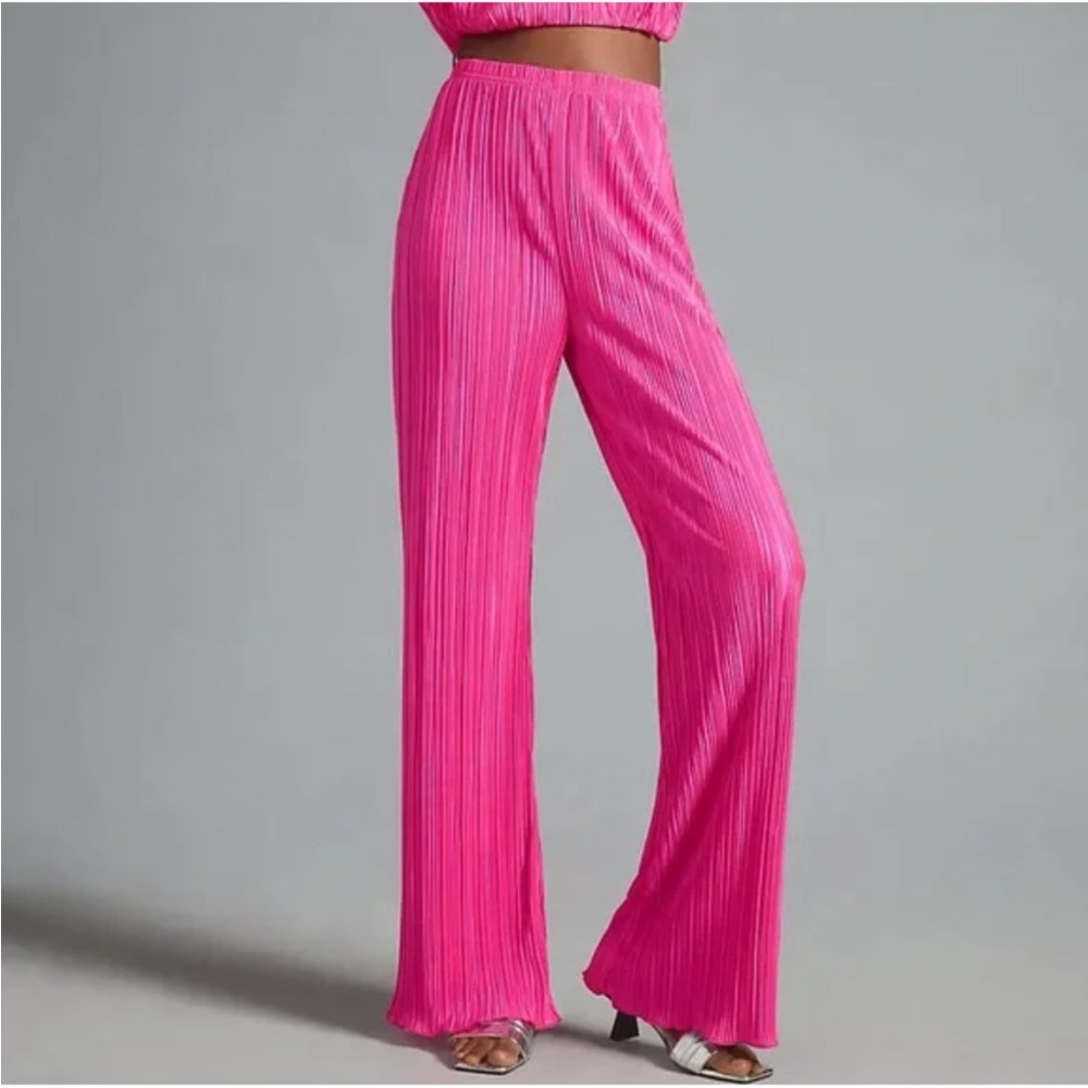 Good American pleated pants